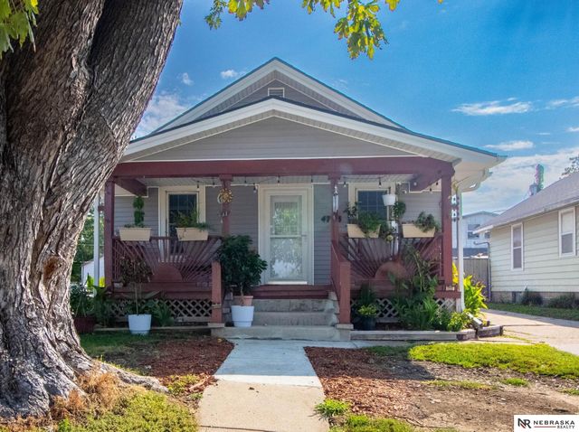 4733 S 48th Street, Omaha, NE 68117