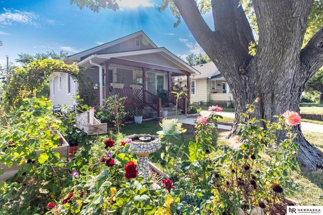 4733 S 48th Street, Omaha, NE 68117