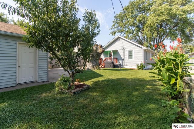 4733 S 48th Street, Omaha, NE 68117