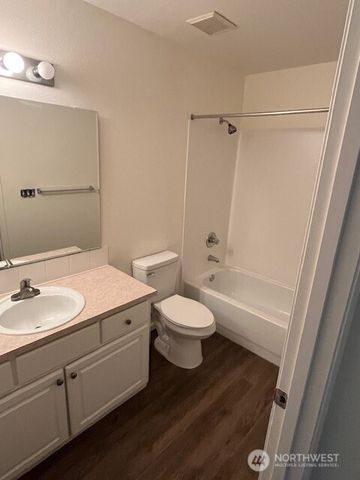 1856 Spencer Court, Dupont, WA 98327