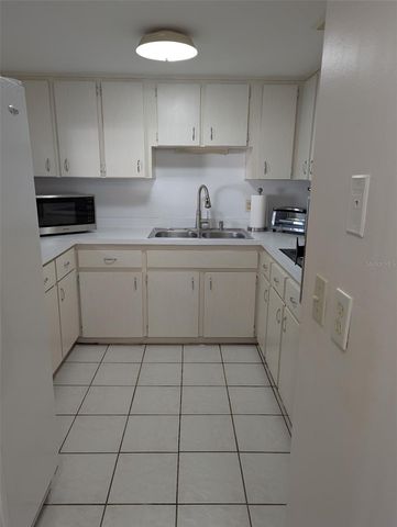 2466 ECUADORIAN WAY 36, Clearwater, FL 33763