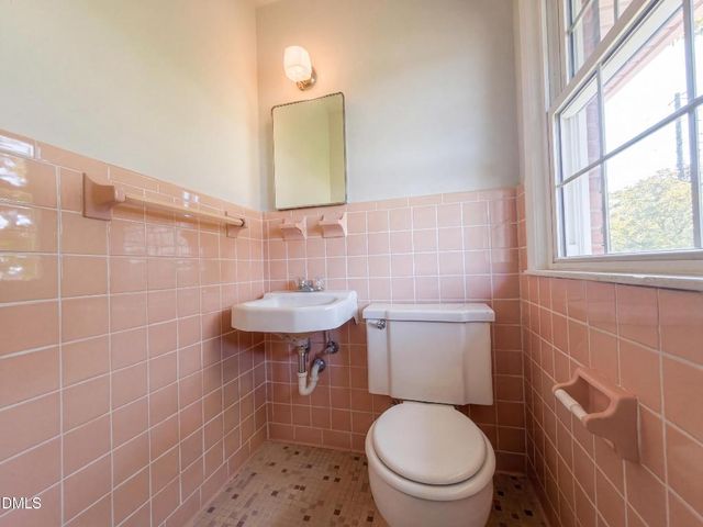 6216 Tiree Drive, Fayetteville, NC 28304