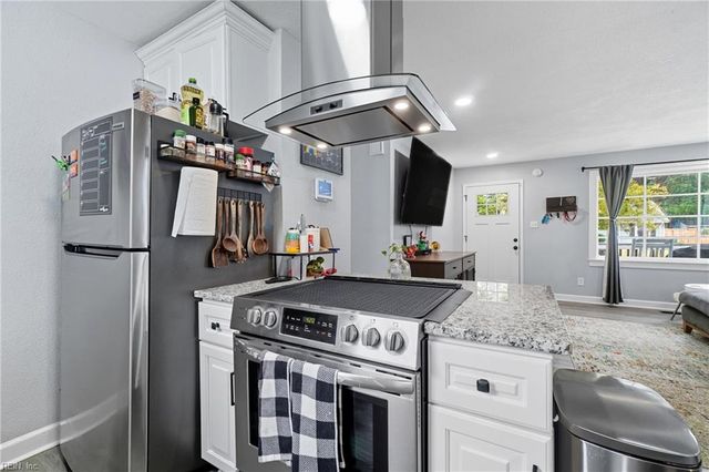 837 Tifton ST, Norfolk, VA 23513