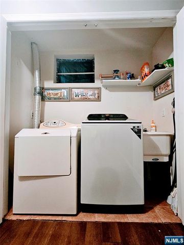 30-32 Custer Avenue, Newark, NJ 07112