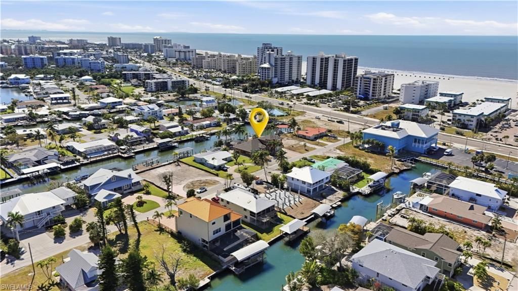 132 Egret ST, FORT MYERS BEACH, FL 33931 — photo 4