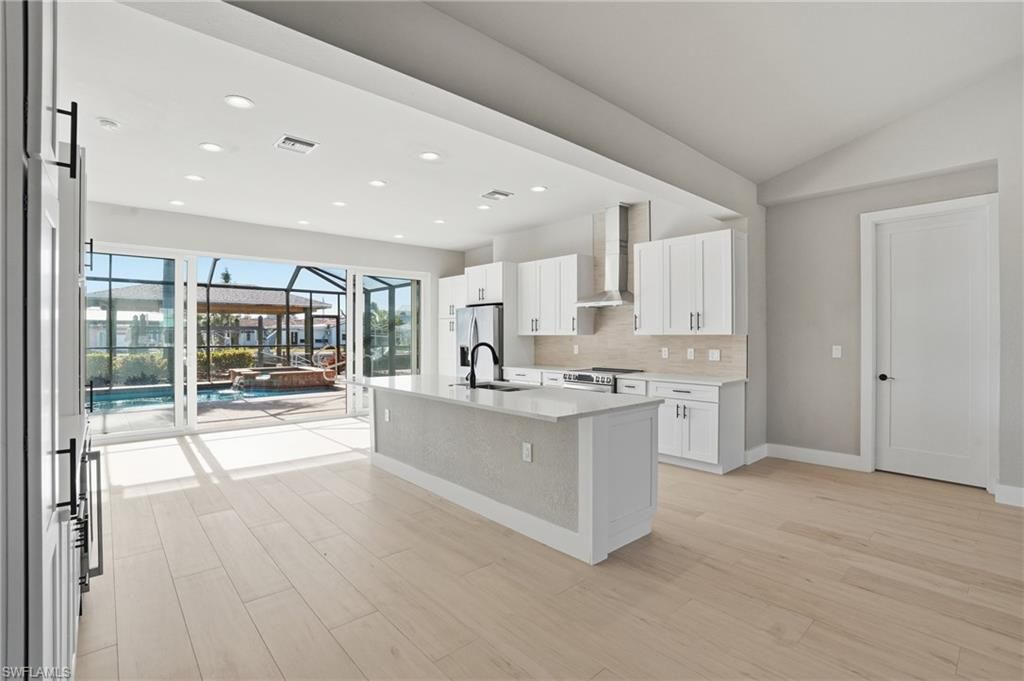132 Egret ST, FORT MYERS BEACH, FL 33931 — photo 5