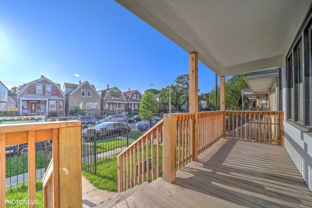 934 N Saint Louis Avenue 2, Chicago, IL 60651