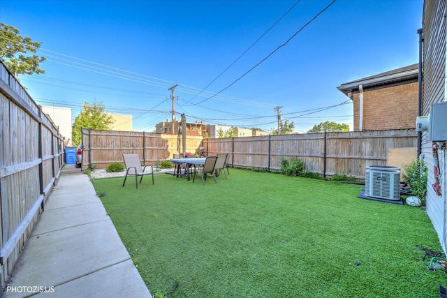 934 N Saint Louis Avenue 2, Chicago, IL 60651