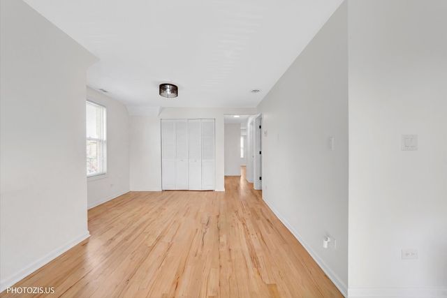934 N Saint Louis Avenue 2, Chicago, IL 60651