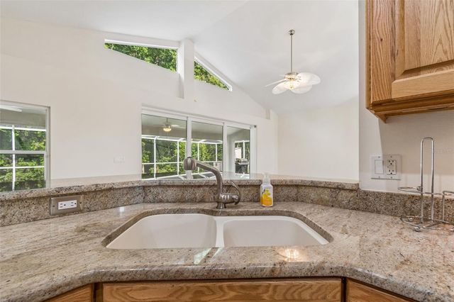 19004 SAINT LAURENT DRIVE, Lutz, FL 33558