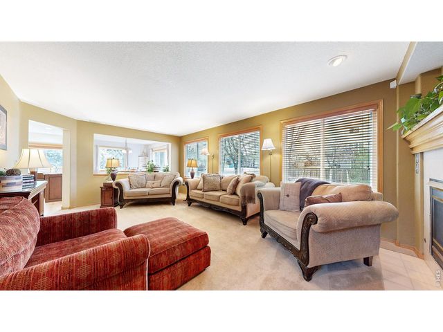 549 Arrowhead Dr, Loveland, CO 80537