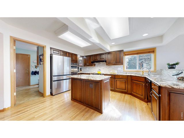 549 Arrowhead Dr, Loveland, CO 80537