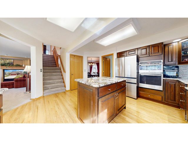 549 Arrowhead Dr, Loveland, CO 80537