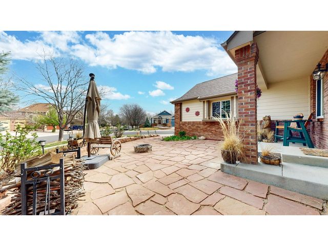 549 Arrowhead Dr, Loveland, CO 80537