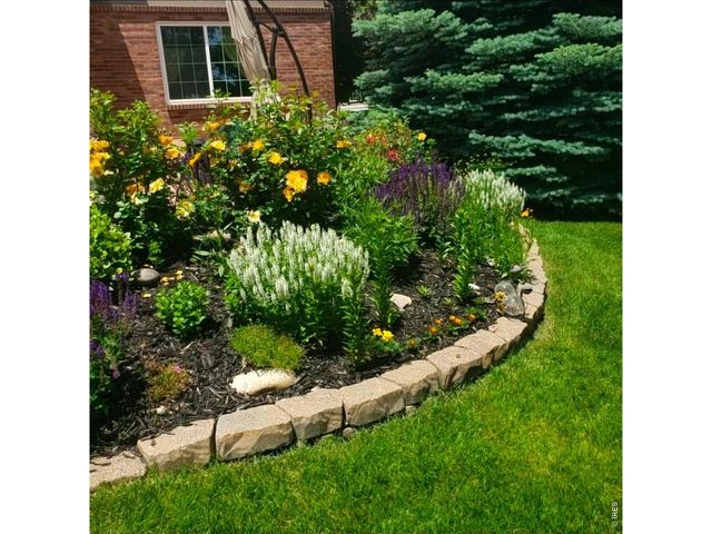 549 Arrowhead Dr, Loveland, CO 80537