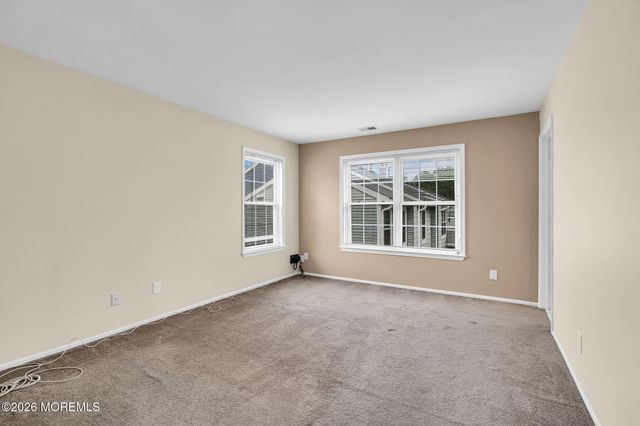 366 Sequoia Court, Howell, NJ 07731