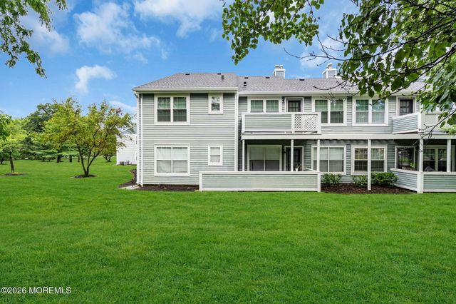 366 Sequoia Court, Howell, NJ 07731
