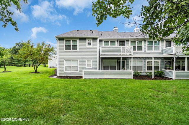 366 Sequoia Court, Howell, NJ 07731