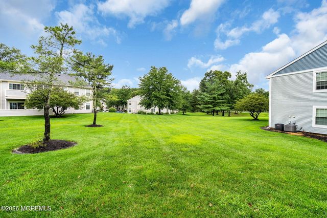 366 Sequoia Court, Howell, NJ 07731