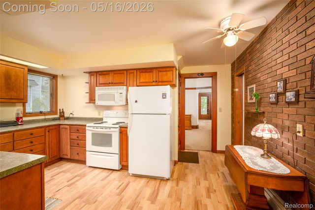207 N Pine River Street, Ithaca, MI 48847