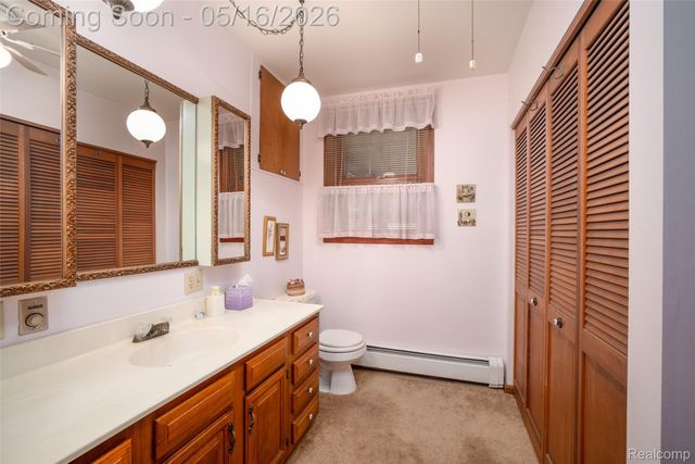 207 N Pine River Street, Ithaca, MI 48847