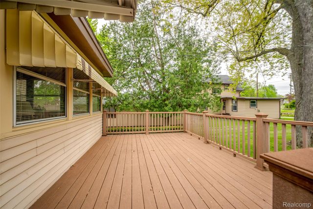 207 N Pine River Street, Ithaca, MI 48847