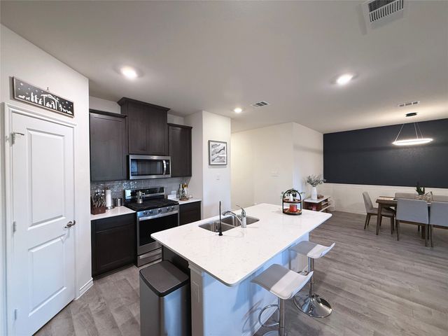11008 Summer Rain Boulevard, Aubrey, TX 76227