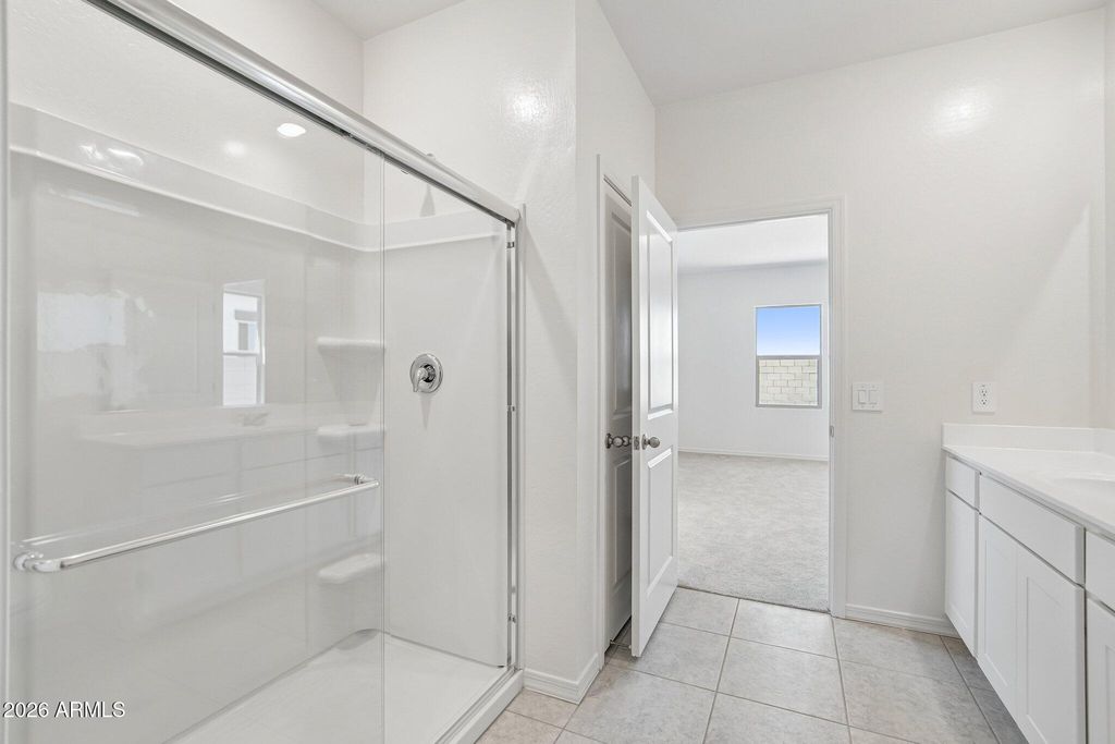 4642 N GRACE Lane, Phoenix, AZ 85037 — photo 2
