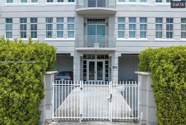 1791 NE Miami Gardens Dr E502, Miami, FL 33179