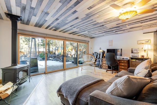 17253 Widgeon Drive, Bend, OR 97707