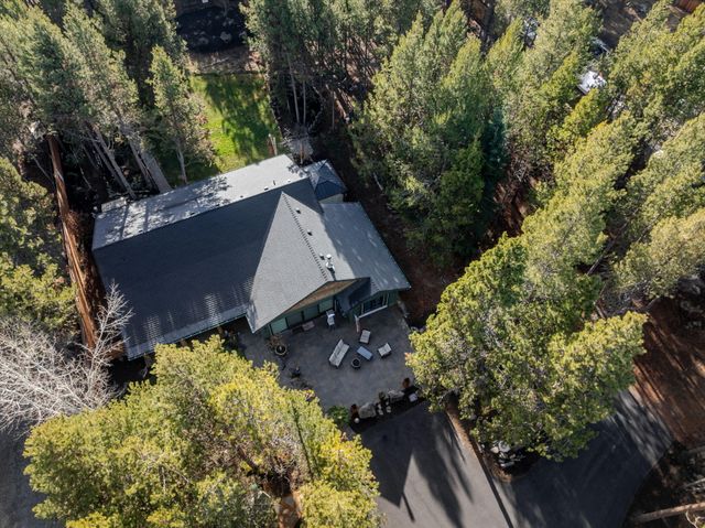 17253 Widgeon Drive, Bend, OR 97707
