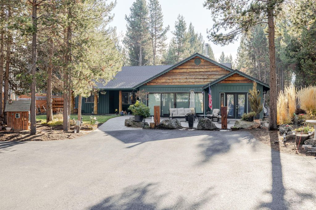 17253 Widgeon Drive, Bend, OR 97707