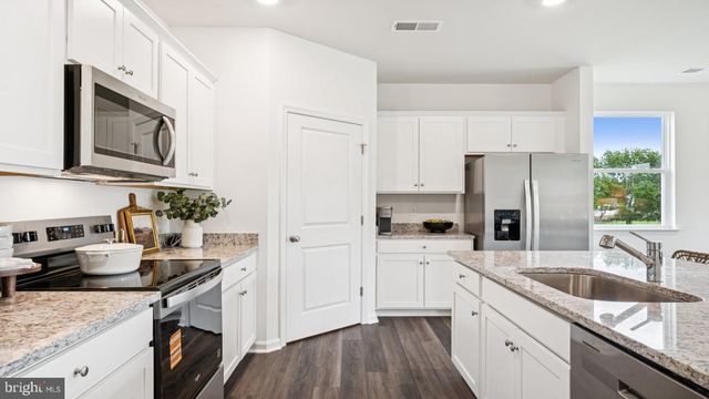 277 HEATHER LN, Staunton, VA 24401