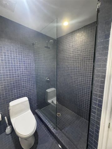 4512 Dickson Street, Houston, TX 77007
