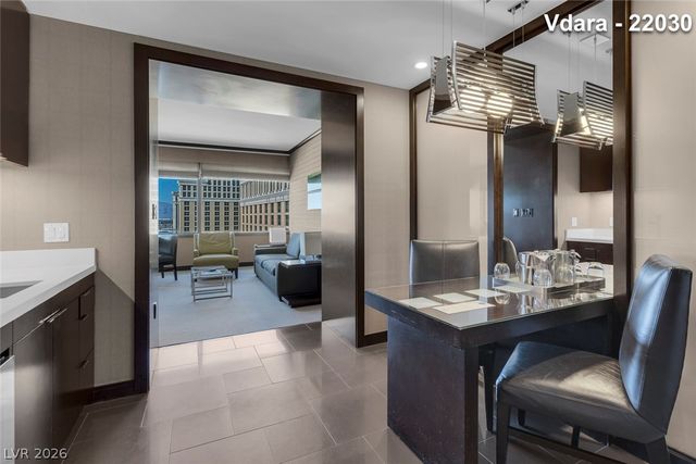 2600 West Harmon Avenue 22030, Las Vegas, NV 89158