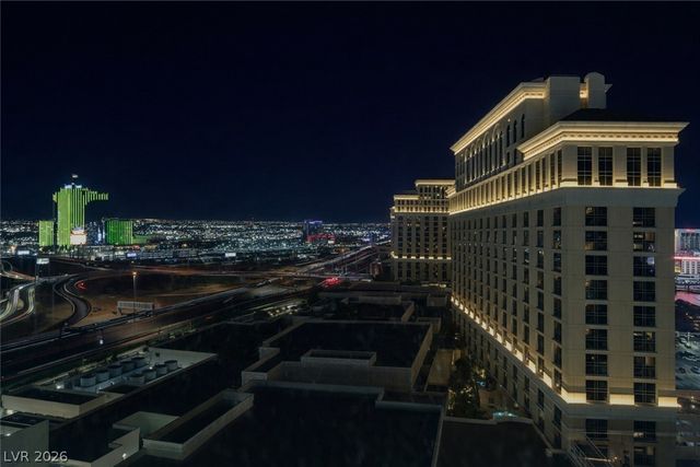 2600 West Harmon Avenue 22030, Las Vegas, NV 89158