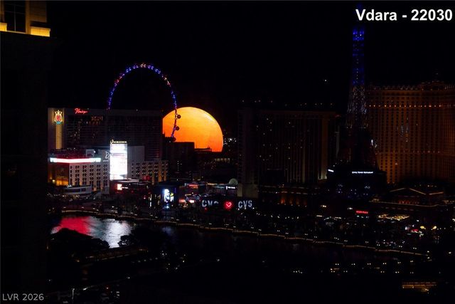 2600 West Harmon Avenue 22030, Las Vegas, NV 89158