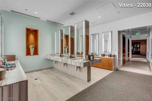 2600 West Harmon Avenue 22030, Las Vegas, NV 89158