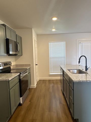 2304 Corpus Avenue, Wolfforth, TX 79382