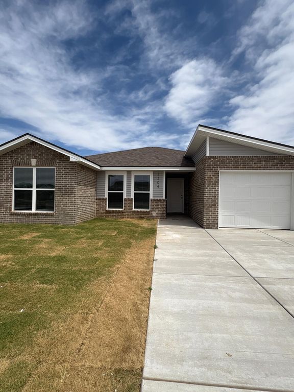 2304 Corpus Avenue, Wolfforth, TX 79382