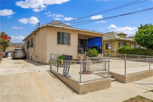 3065 E 6th, Los Angeles, CA 90023