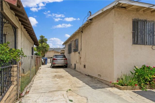 3065 E 6th, Los Angeles, CA 90023