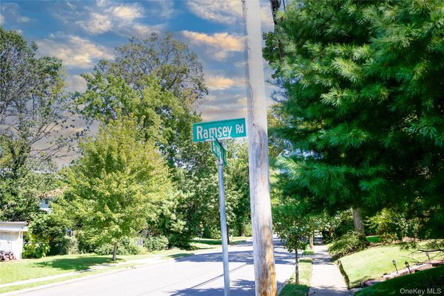 9 Ramsey Road, Great Neck, NY 11023