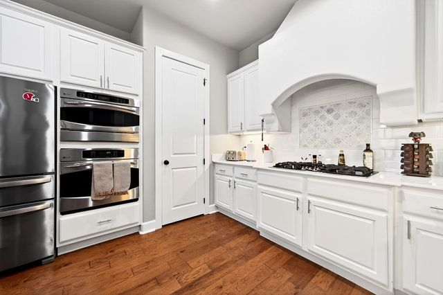 555 Via Amalfi 203, Irving, TX 75039