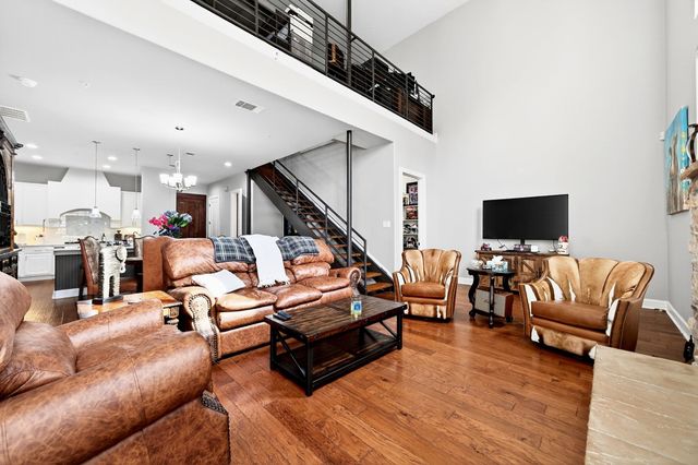 555 Via Amalfi 203, Irving, TX 75039