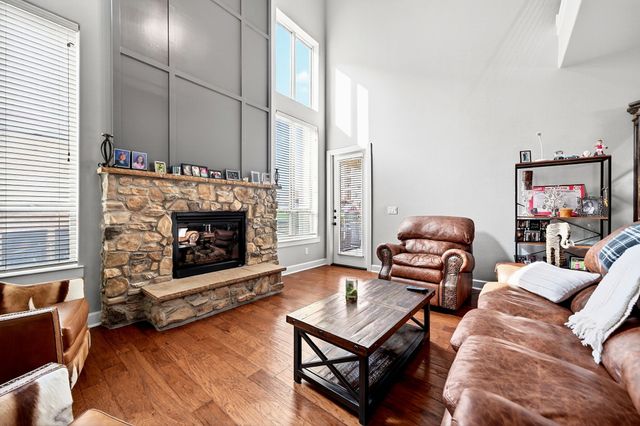 555 Via Amalfi 203, Irving, TX 75039