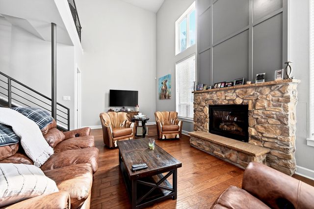 555 Via Amalfi 203, Irving, TX 75039