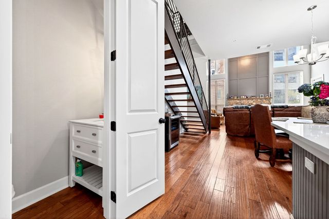 555 Via Amalfi 203, Irving, TX 75039