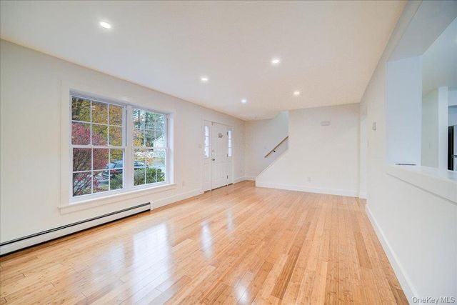 43 North Road, Tillson, NY 12486