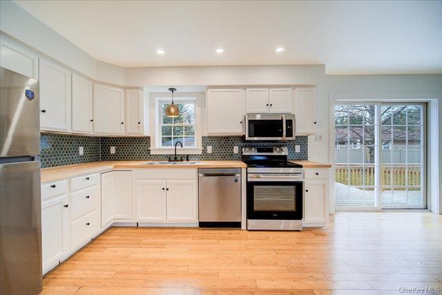 43 North Road, Tillson, NY 12486